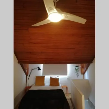 Charming Small Loft In Alfama Near Castelo S Jorge Appartamento *